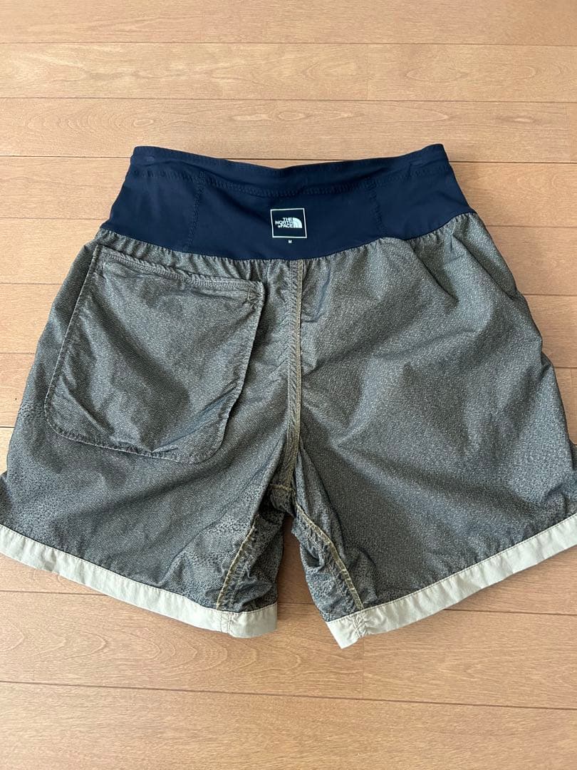 ノースフェイス　フリーランショーツ　M