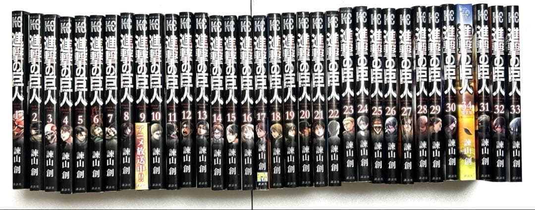 「進撃の巨人」全巻を含む関連コミックス豪華セット　合計６１冊セット