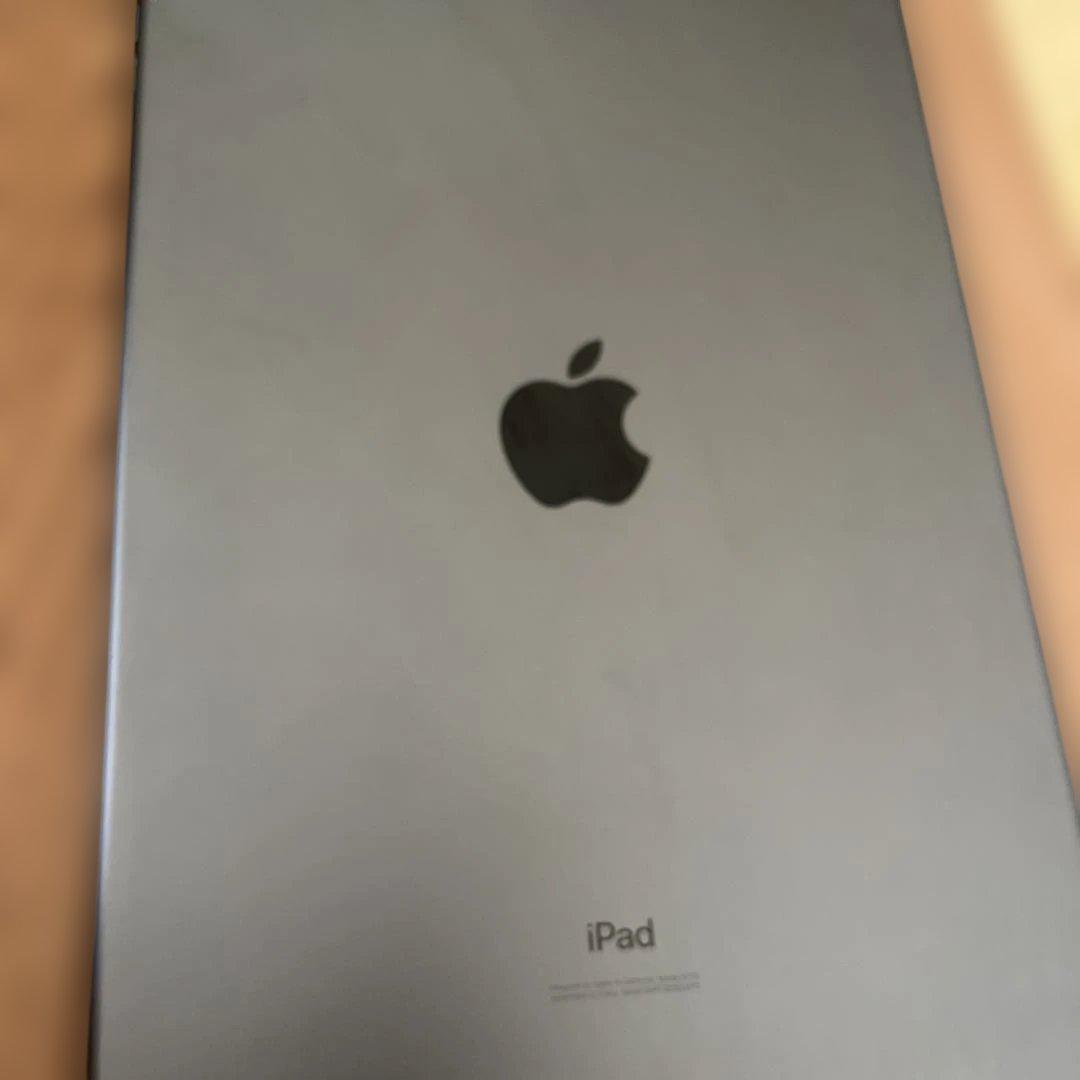 ［美品］iPadAir 第3世代 64GB