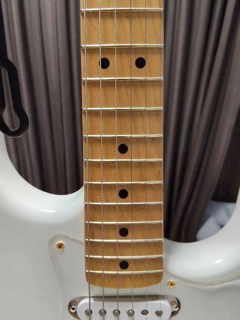 【とろろ】Fender Ken Stratocaster