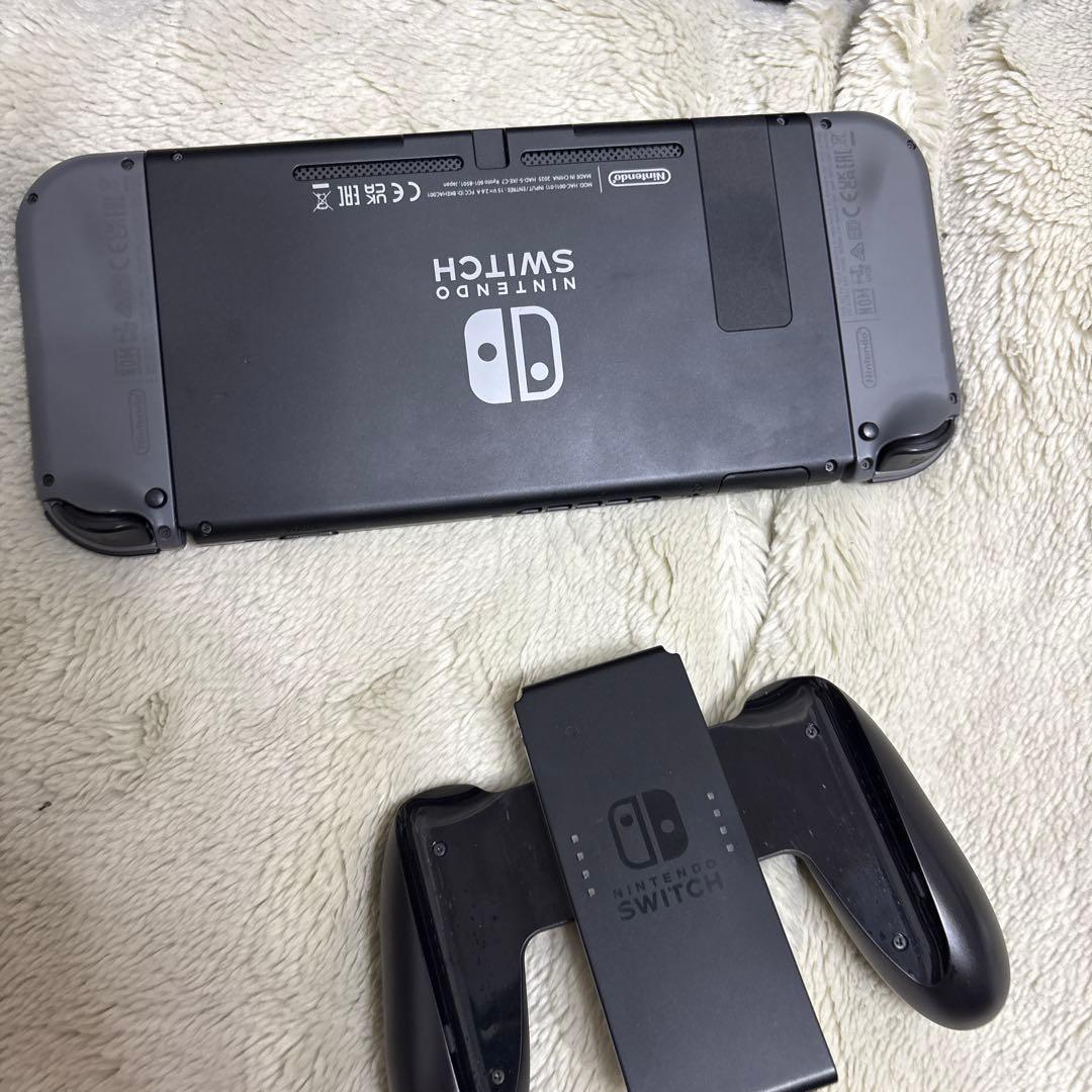 買ってすぐ使わなくなったSwitchほぼ新品 動作確認ありばら売り