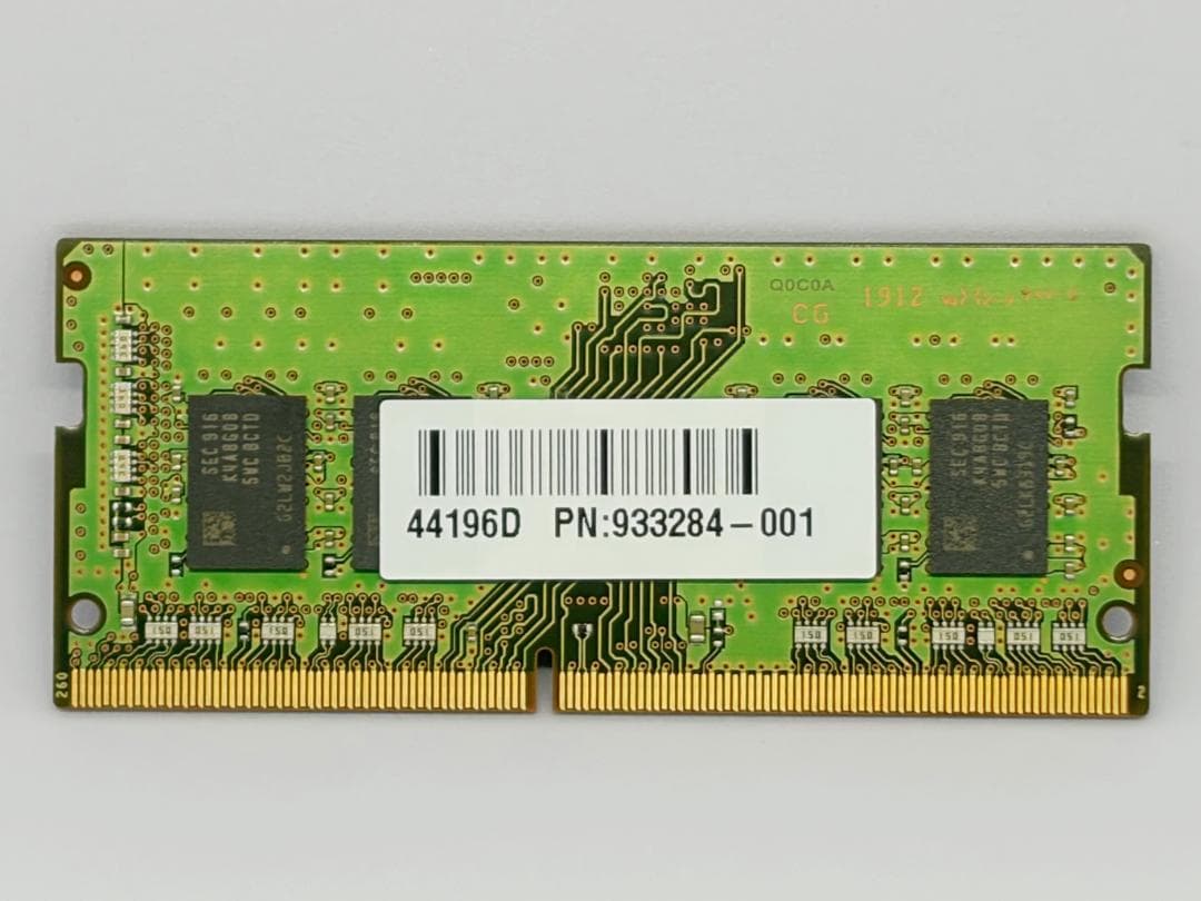 SAMSUNG 8GB DDR4-2666MHz　ノートパソコン　メモリ