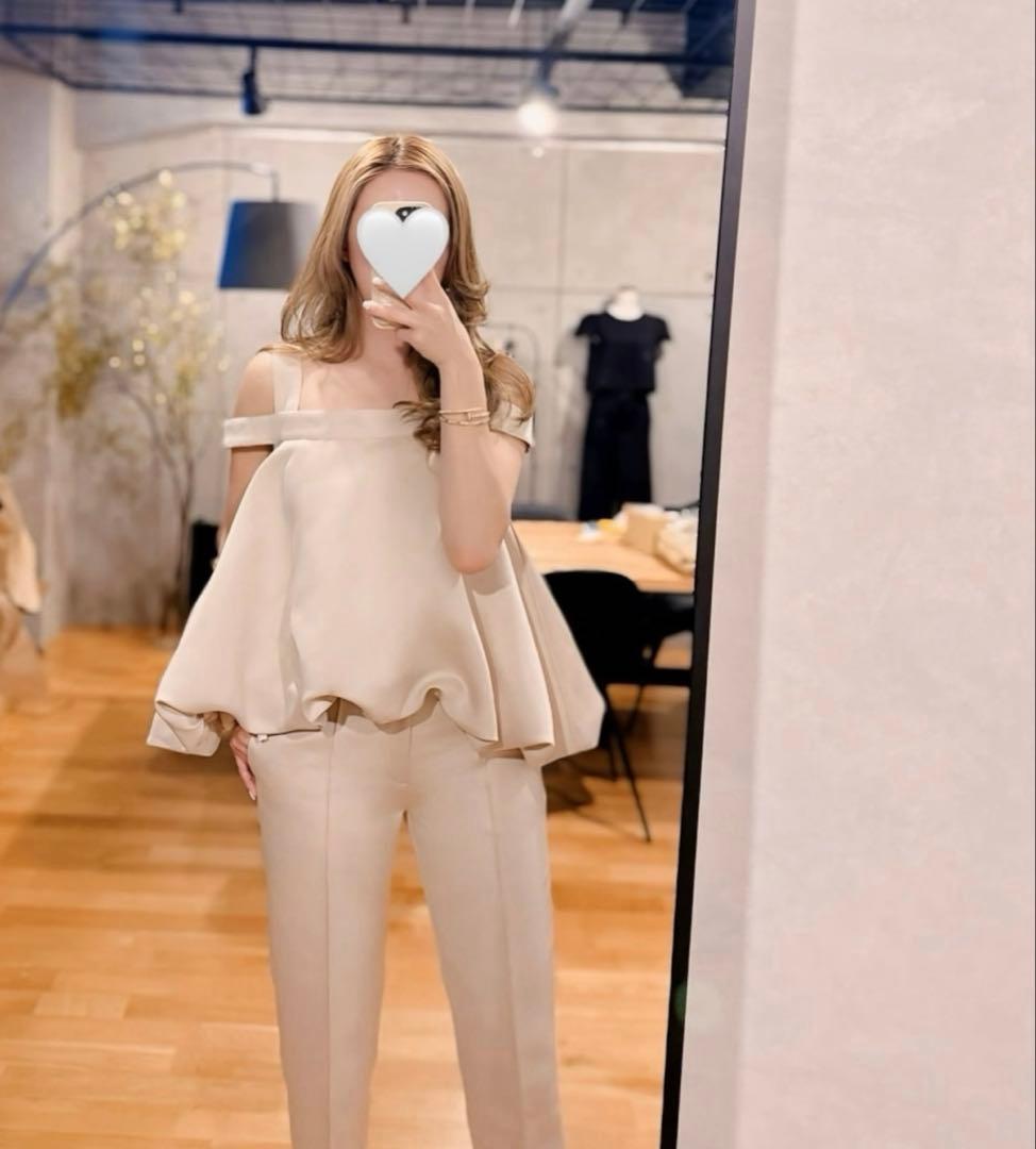 新品・未使用　ESMOK balloon tops pinkbeige
