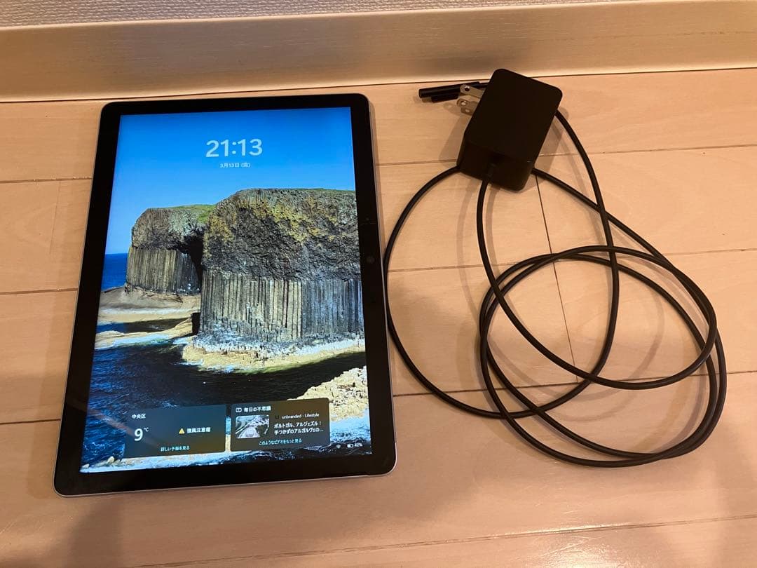 Androidタブレット本体 Surface Go 3 LTE Core i3 /8GB / 128GB