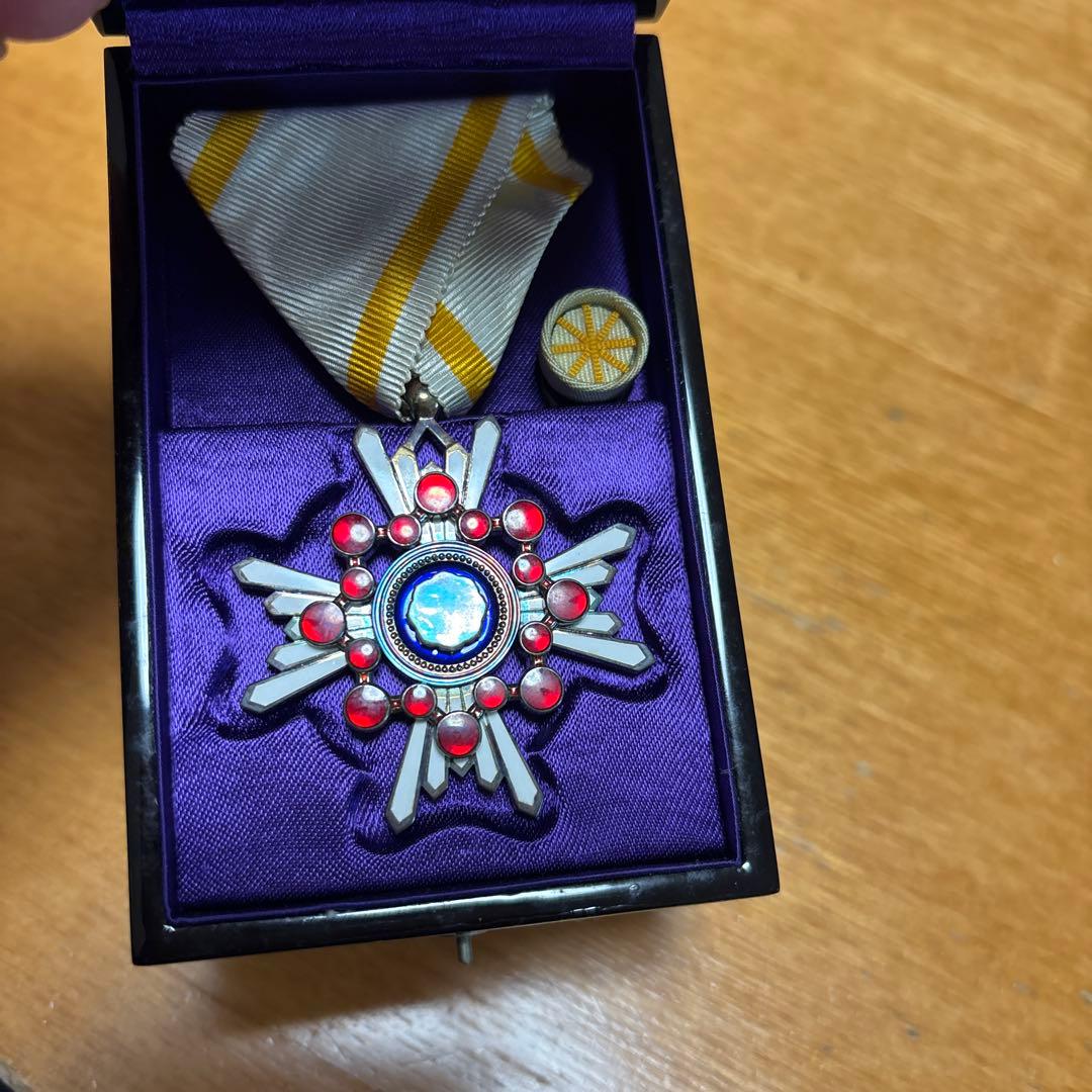 勲五等瑞宝章　勲章