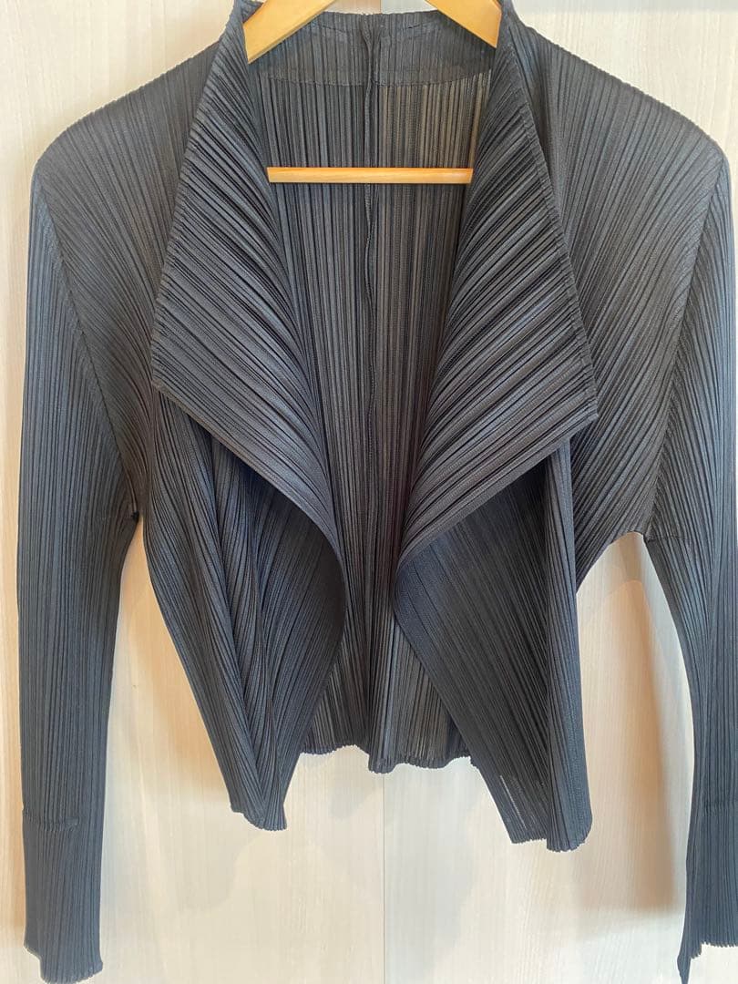 PLEATS PLEASE プリーツカーディガン ブラック