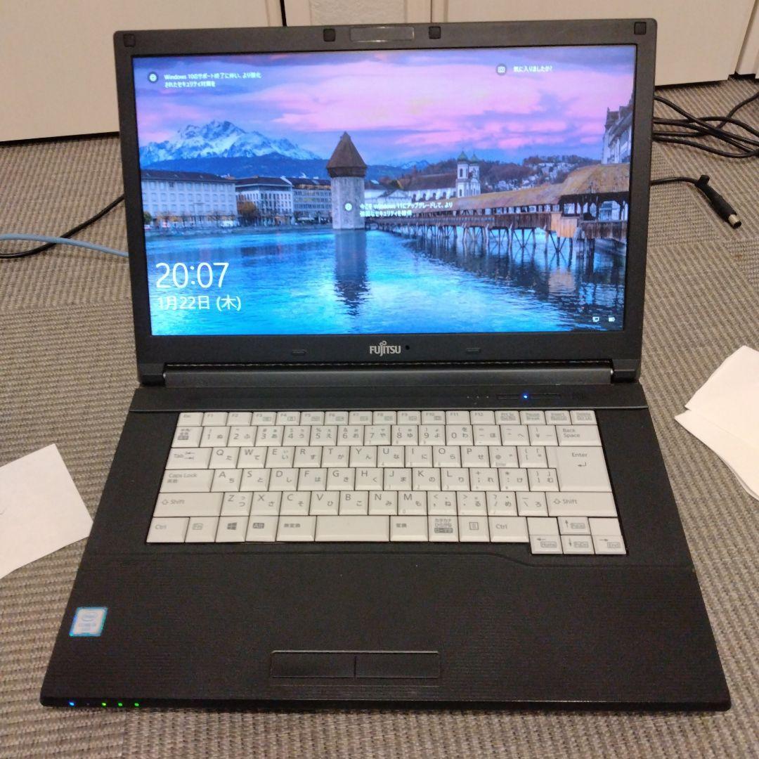 富士通 LIFEBOOK A/576P 型番：FMVA16001