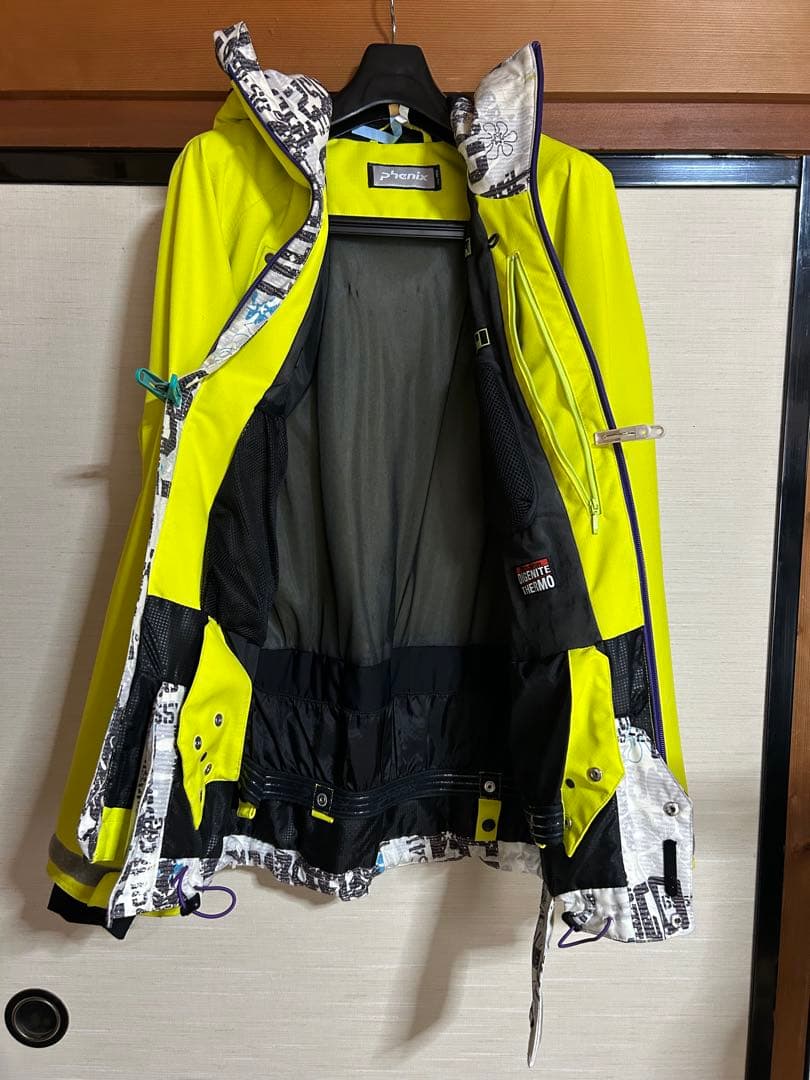 スノーボードウェア 蛍光イエロー