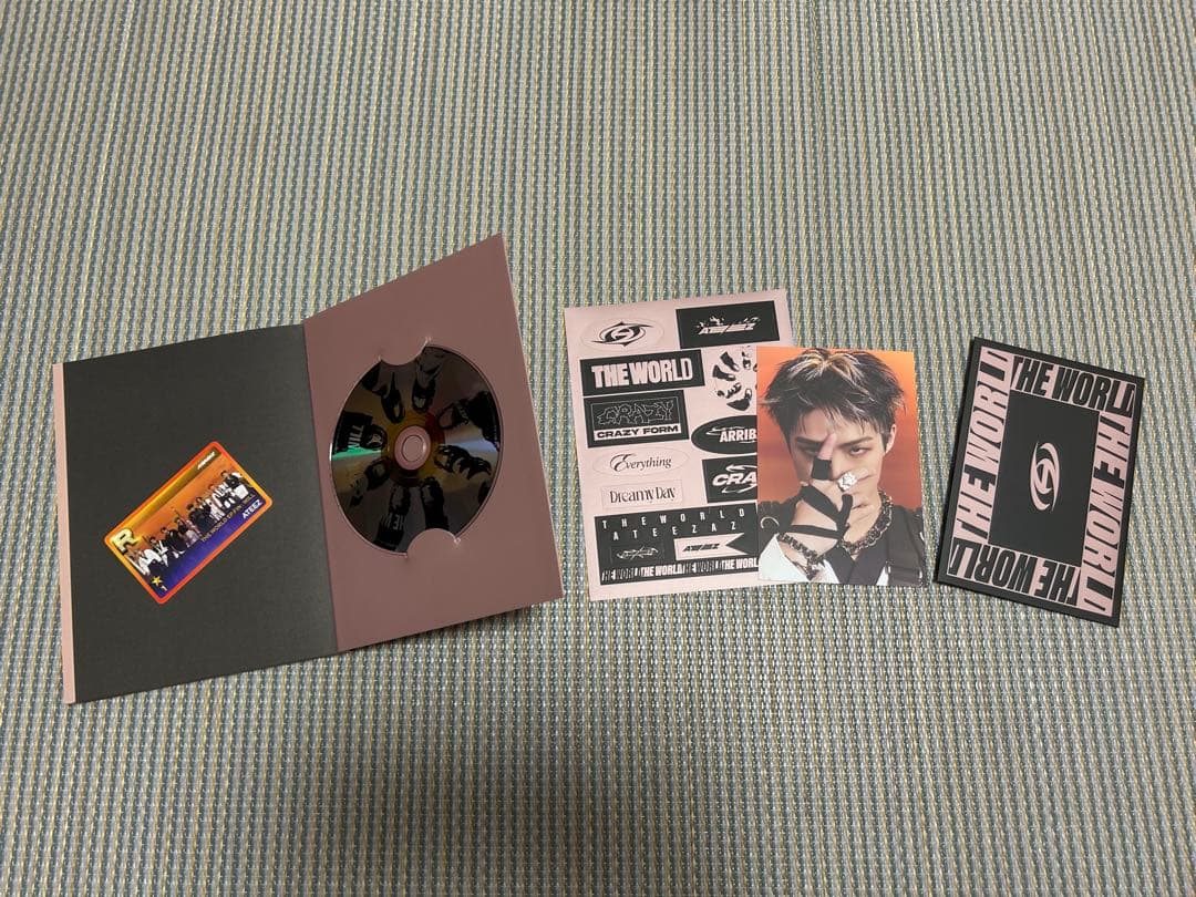 ATEEZ CD まとめ売り おまけ付き （グッズ、ブロマイド、トレカ）値下げ⭕️