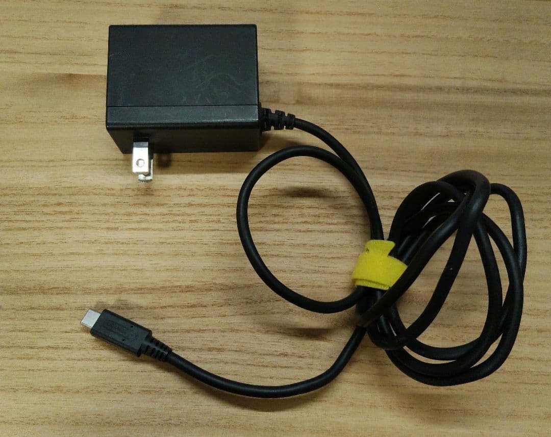 中古品 Nintendo Switch ネオンブルー/ネオンレッド 本体