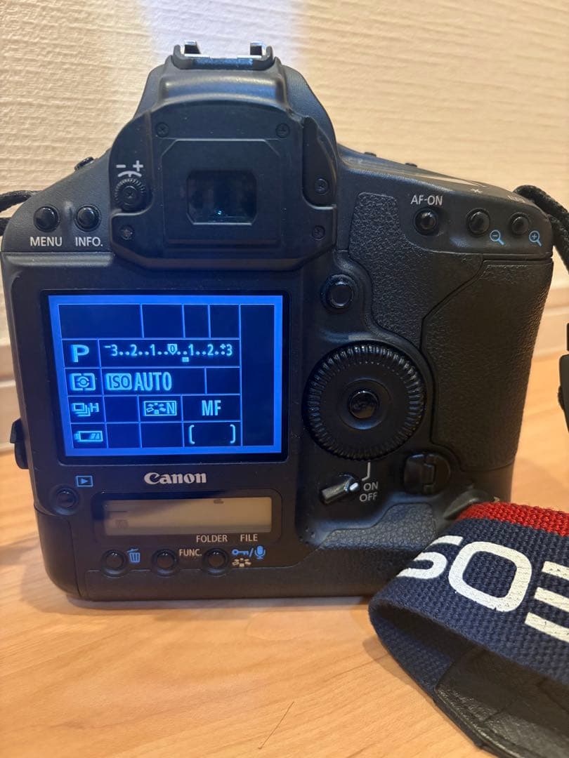 動作品　Canon EOS-1D Mark IV ボディ