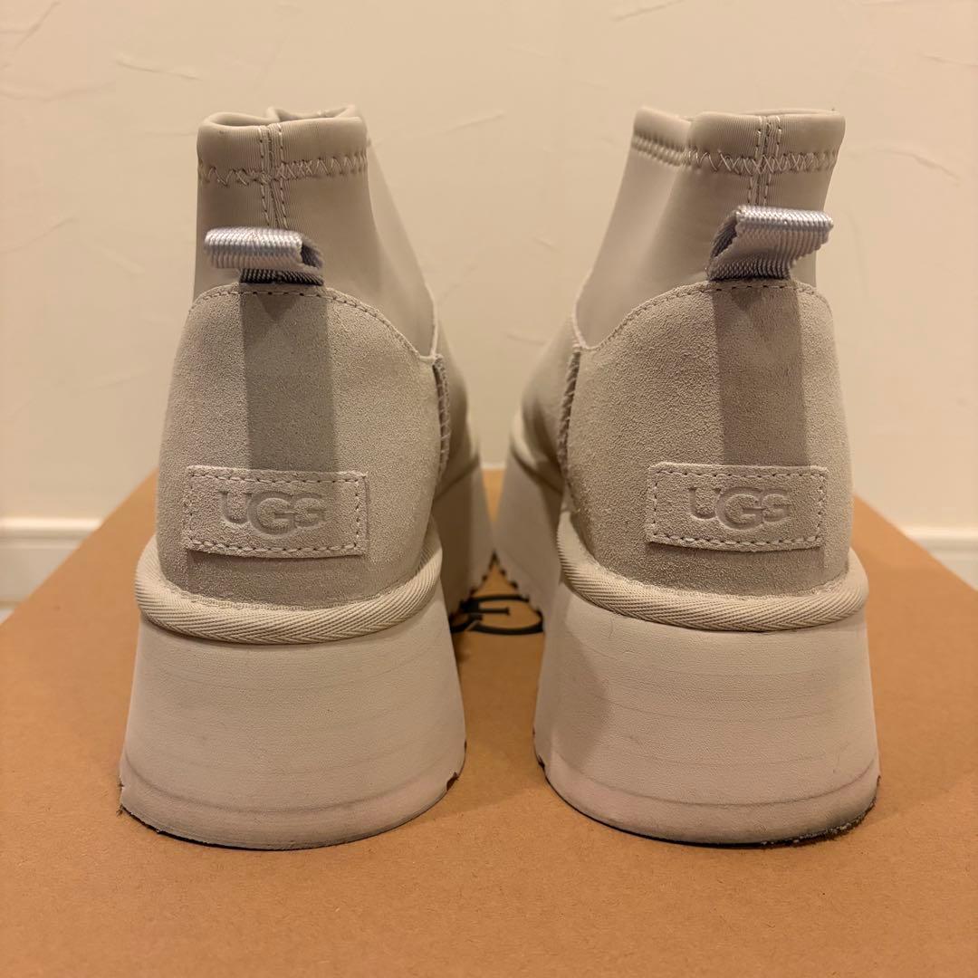 靴 UGG W CLASSIC MINI DIPPER PUFFER