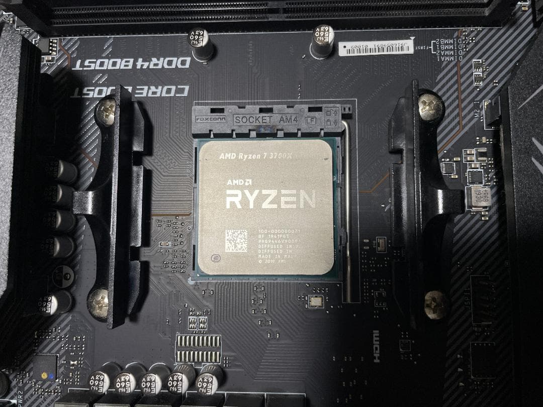 MSI X570マザボ＆Ryzen7 3700X CPU＆ファン＆32Gメモリー