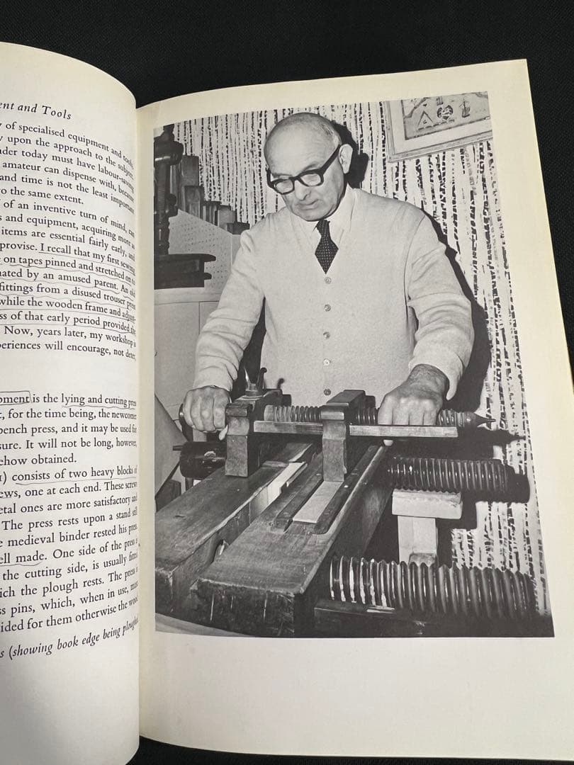 製本 ルリユールの名著 「The Craft of Bookbinding」レア