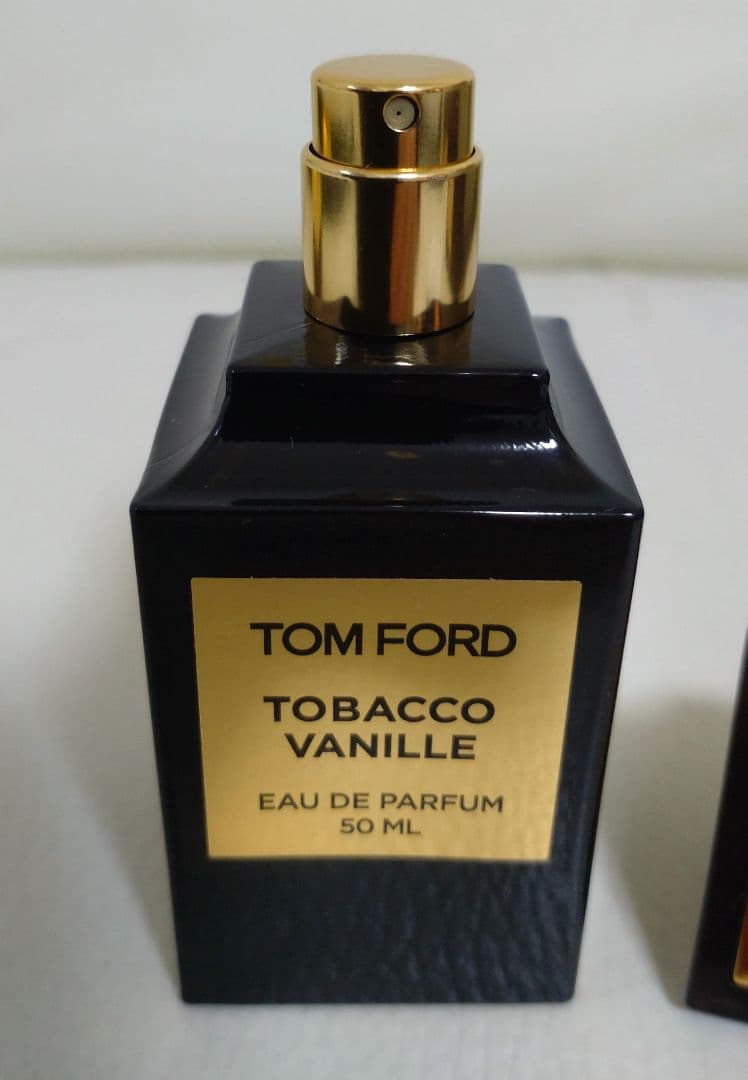 【祝日限定価格 】トムフォード タバコバニラ50ml 阪急メンズ東京購入の正規品