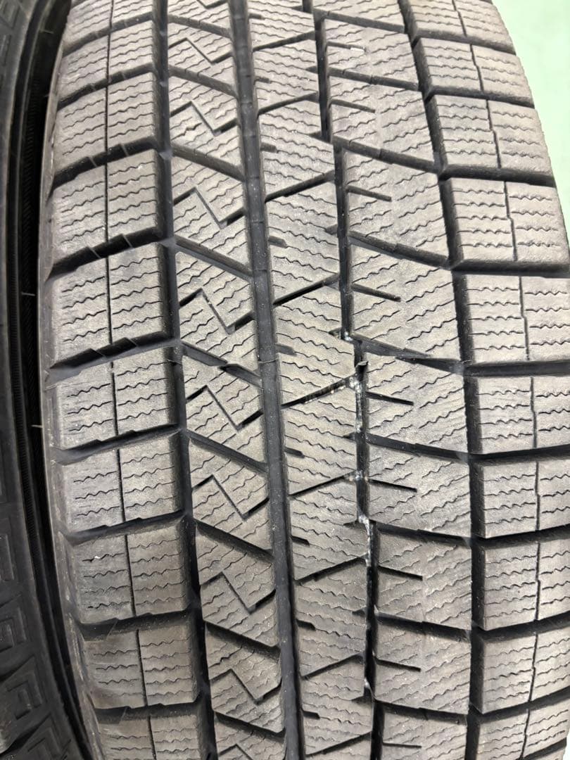 ①冬タイヤ 205/60R16 2本セット通常33000→30000円20日まで