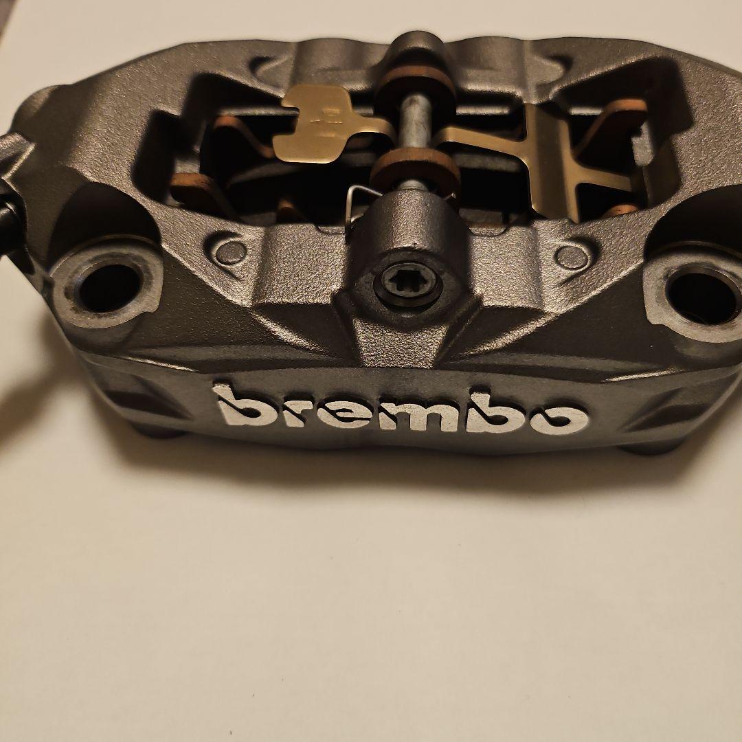 brembo ブレーキキャリパー 2個セット グレー
