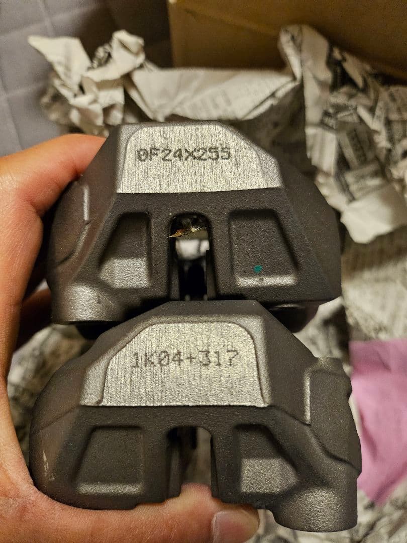 brembo ブレーキキャリパー 2個セット グレー