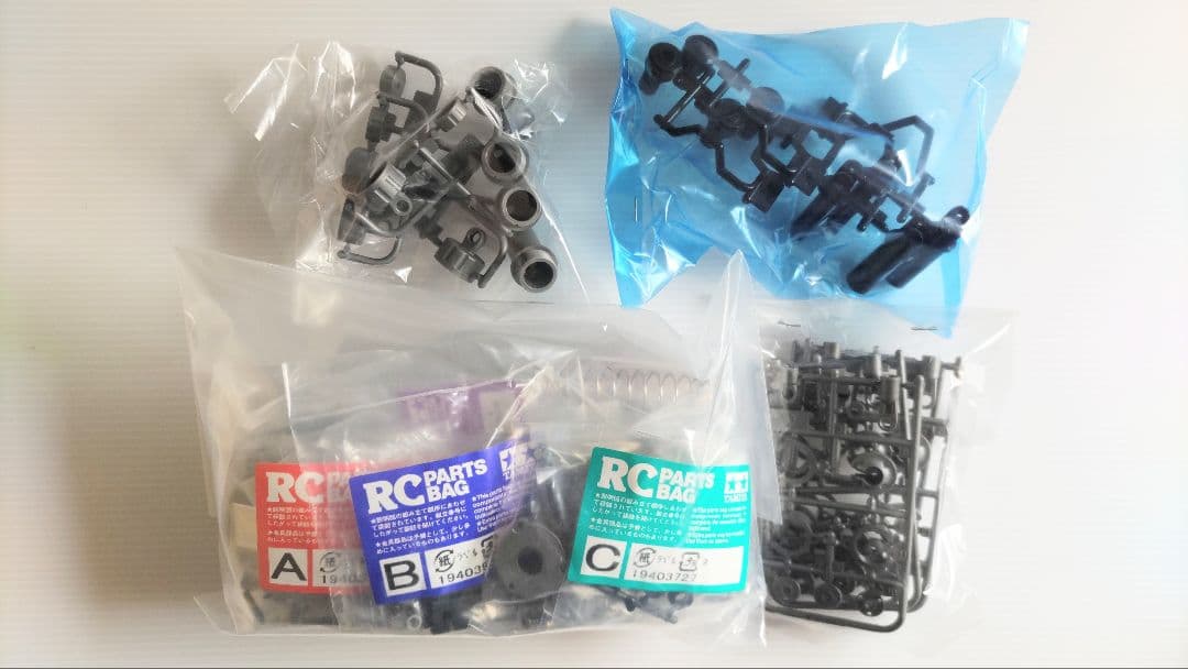タミヤ 1/10 メルセデス・ベンツ ウニモグ406 (RC特別企画商品)