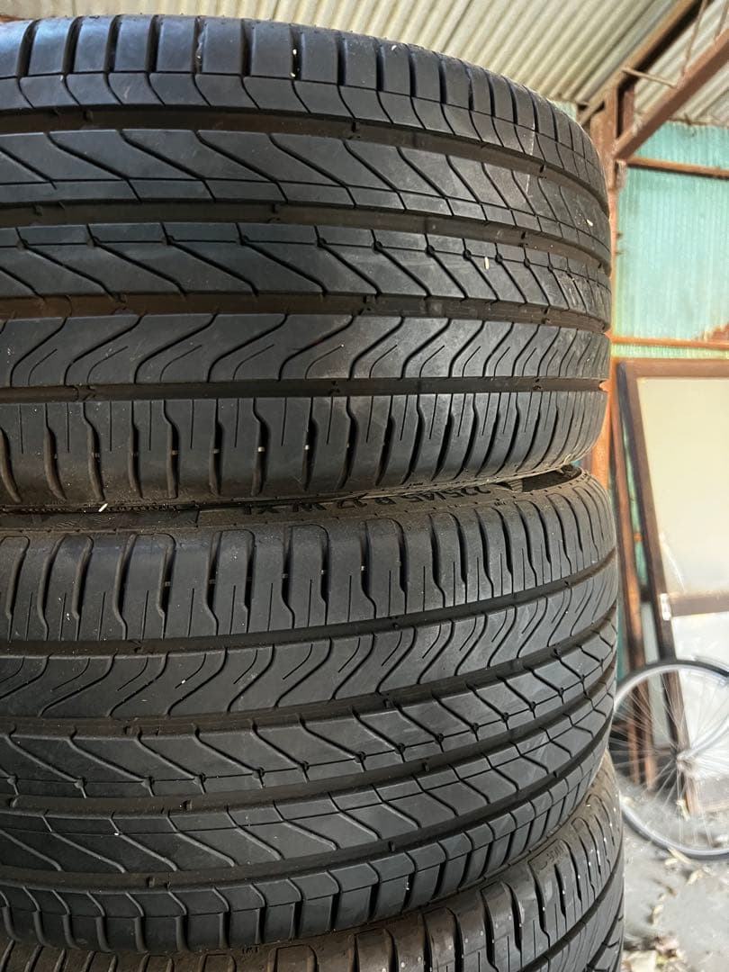 Continental 17インチ タイヤ 4本セット　225/45r17