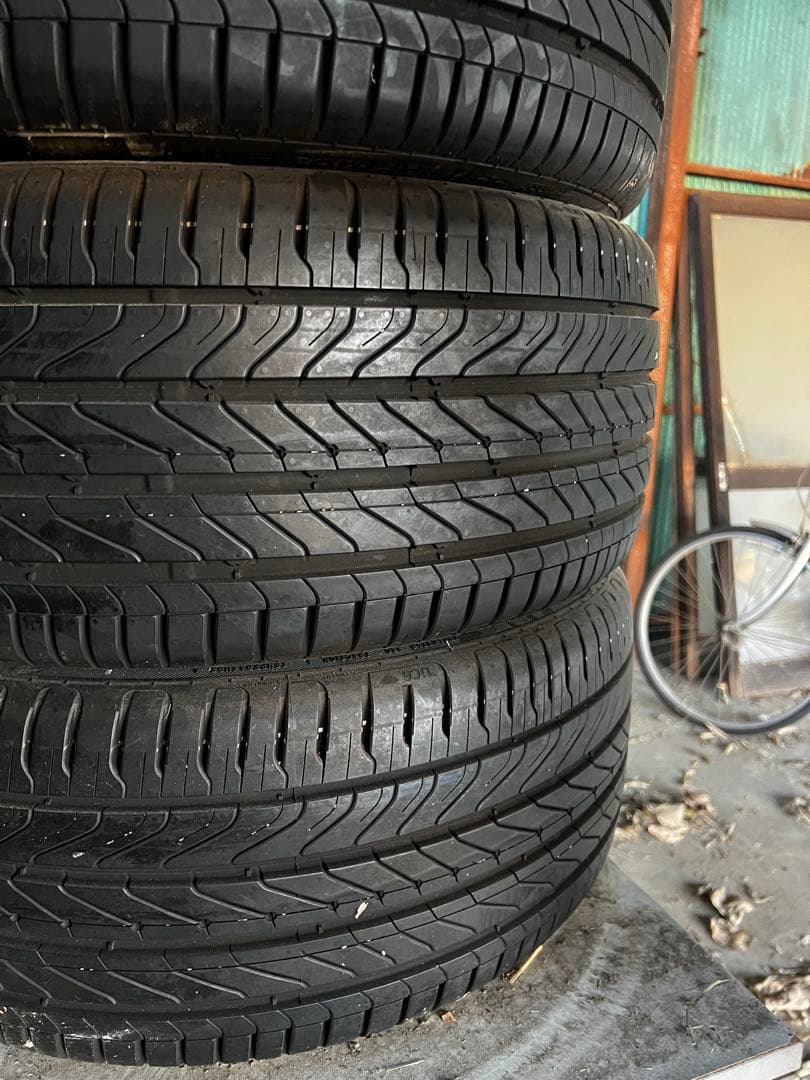 Continental 17インチ タイヤ 4本セット　225/45r17