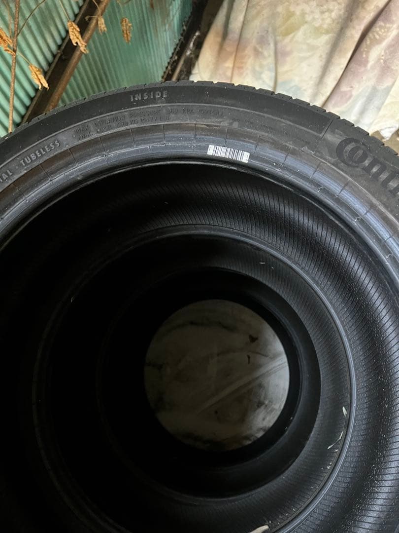 Continental 17インチ タイヤ 4本セット　225/45r17