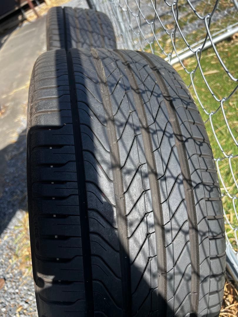 Continental 17インチ タイヤ 4本セット　225/45r17
