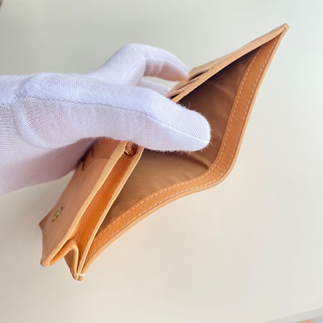 【IL BISONTE】イルビゾンテ 2つ折り財布 コンパクト ナチュラル 新品