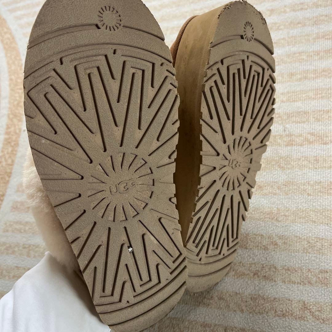 UGG ブラウン 厚底スライドサンダル