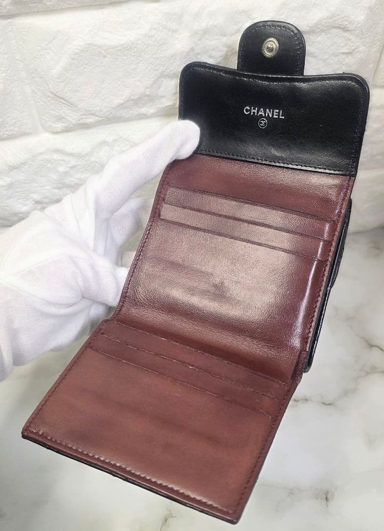 CHANEL マトラッセ ラムスキン Wホック財布 ココマーク 黒 ボルドー
