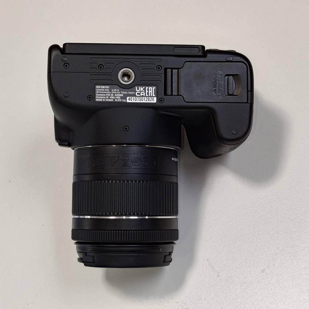 美品 Canon EOS kiss X10 一眼レフカメラ ダブルズー厶キット