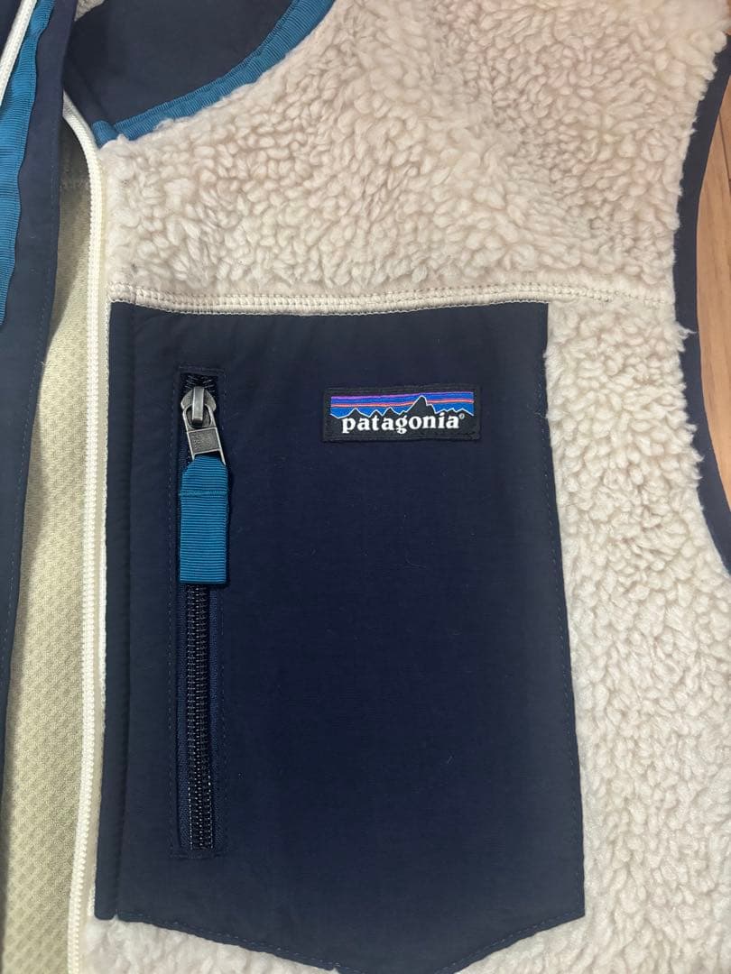 ゆうた様限定　patagonia フリース ベスト ホワイト/ネイビー