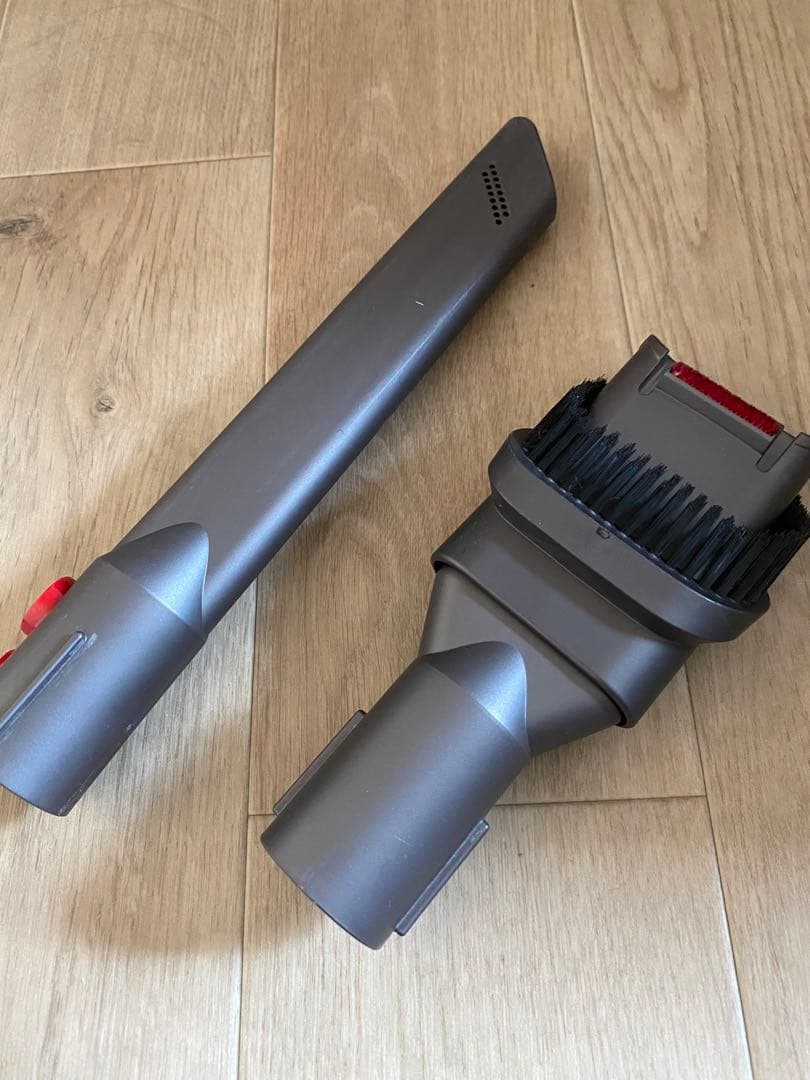 dyson V8 (SV10) コードレスクリーナー セット