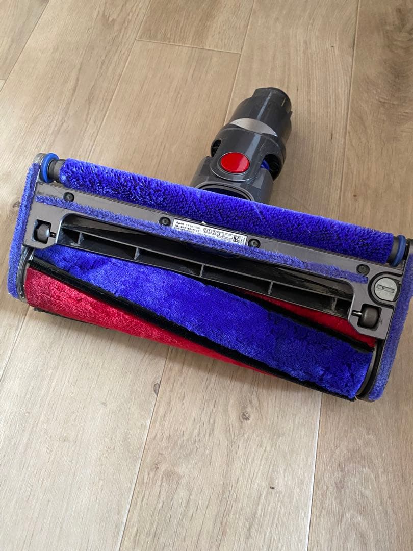 dyson V8 (SV10) コードレスクリーナー セット