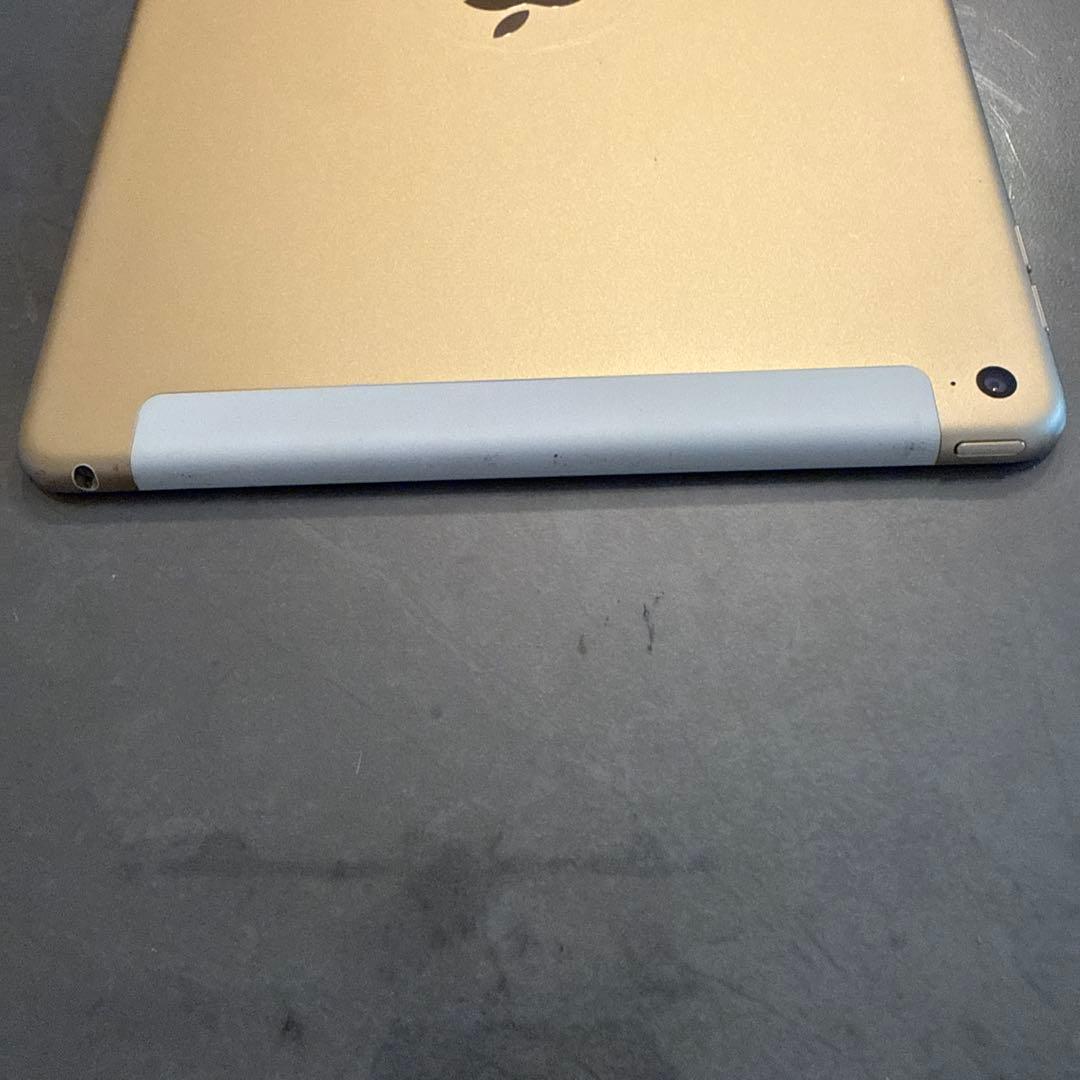 Apple iPad air 2 本体 64GB ゴールド