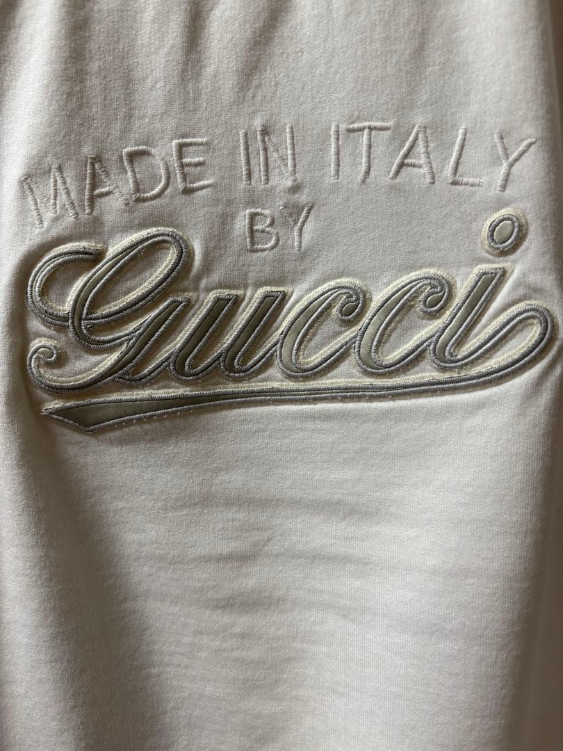 Gucci ホワイト刺繍ロゴTシャツ(L)美品