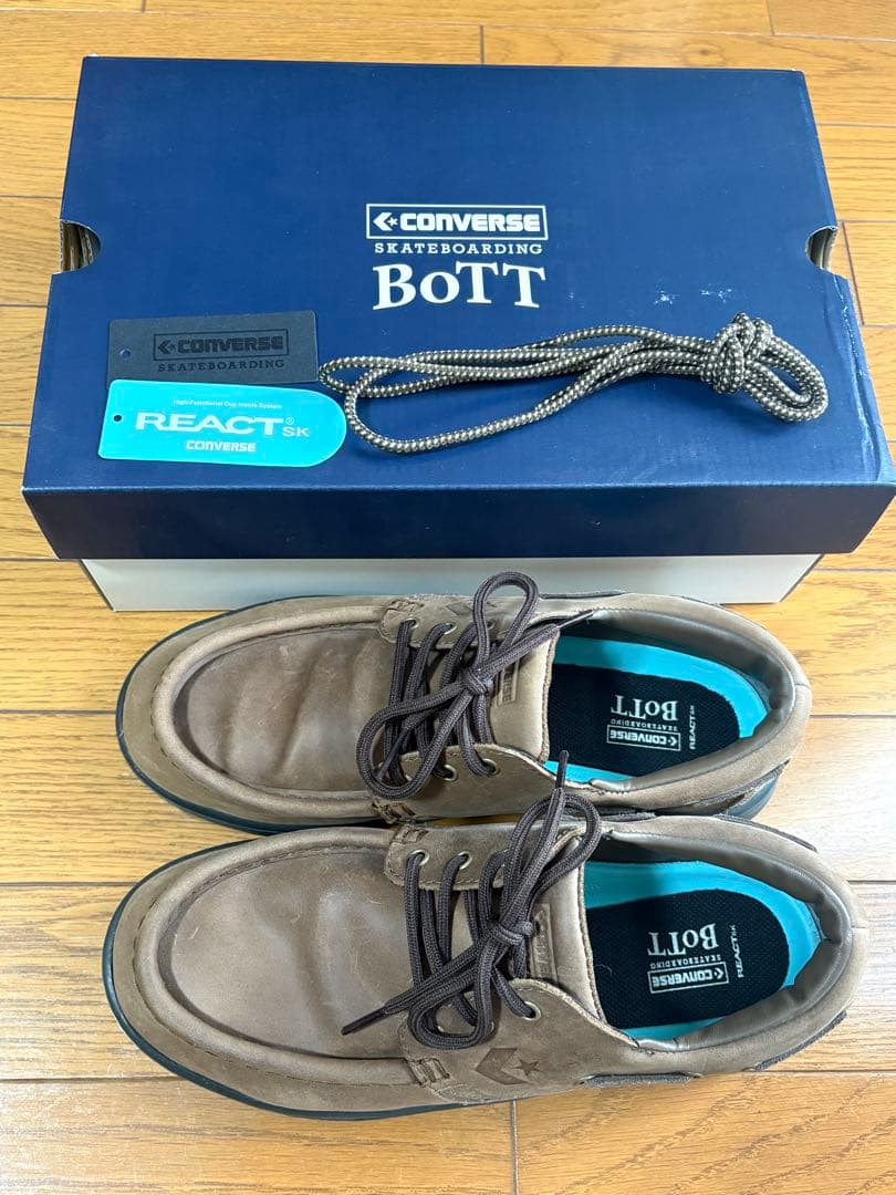 【美品】CONVERSE BoTT DECKSTAR