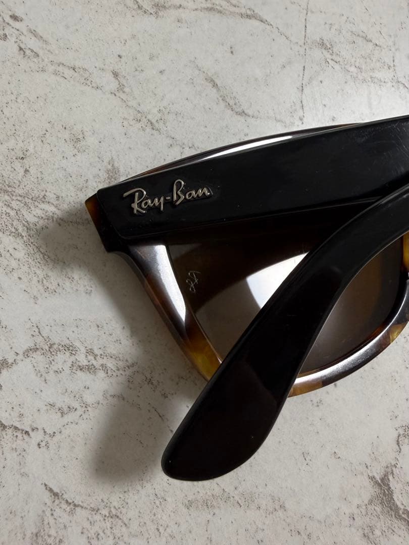 I*8様 美品 Ray-Ban Wayfarer レイバンRB2140 べっ甲