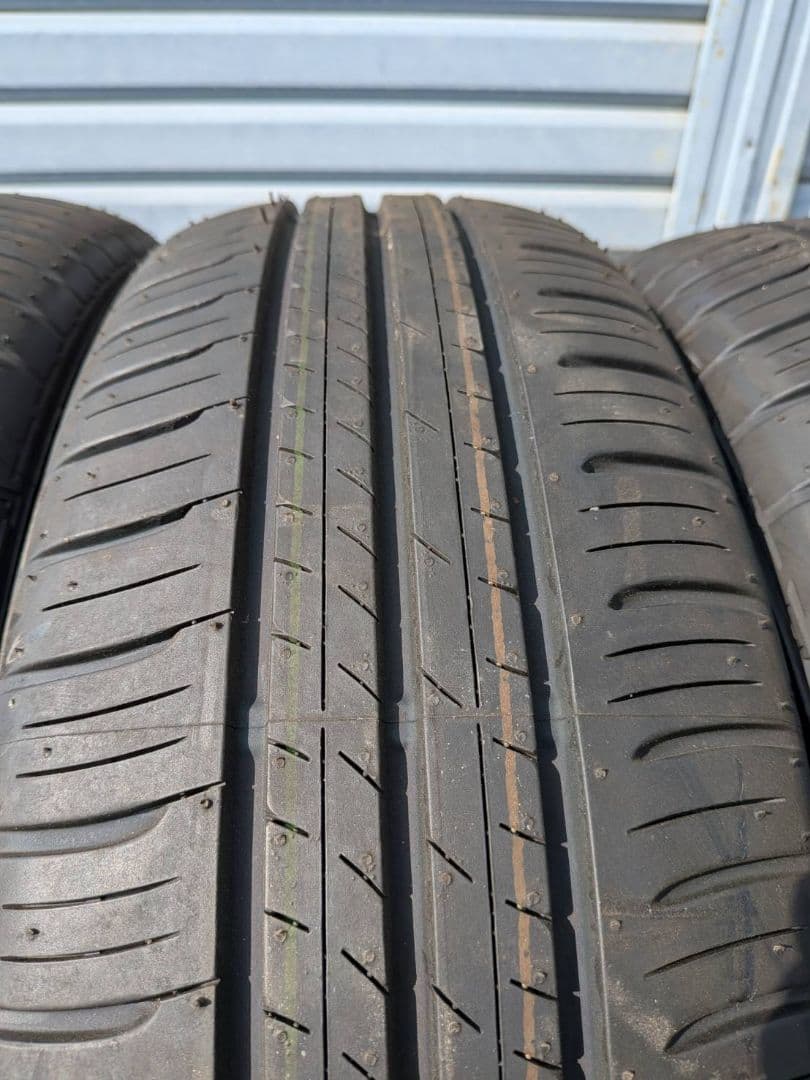 【新車外し】ダンロップ エナセーブ サマータイヤ　ライズ、ロッキー等