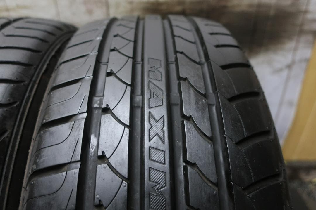 2022年製　マックストレック　MAXIMUS　M1　215/45R17　4本