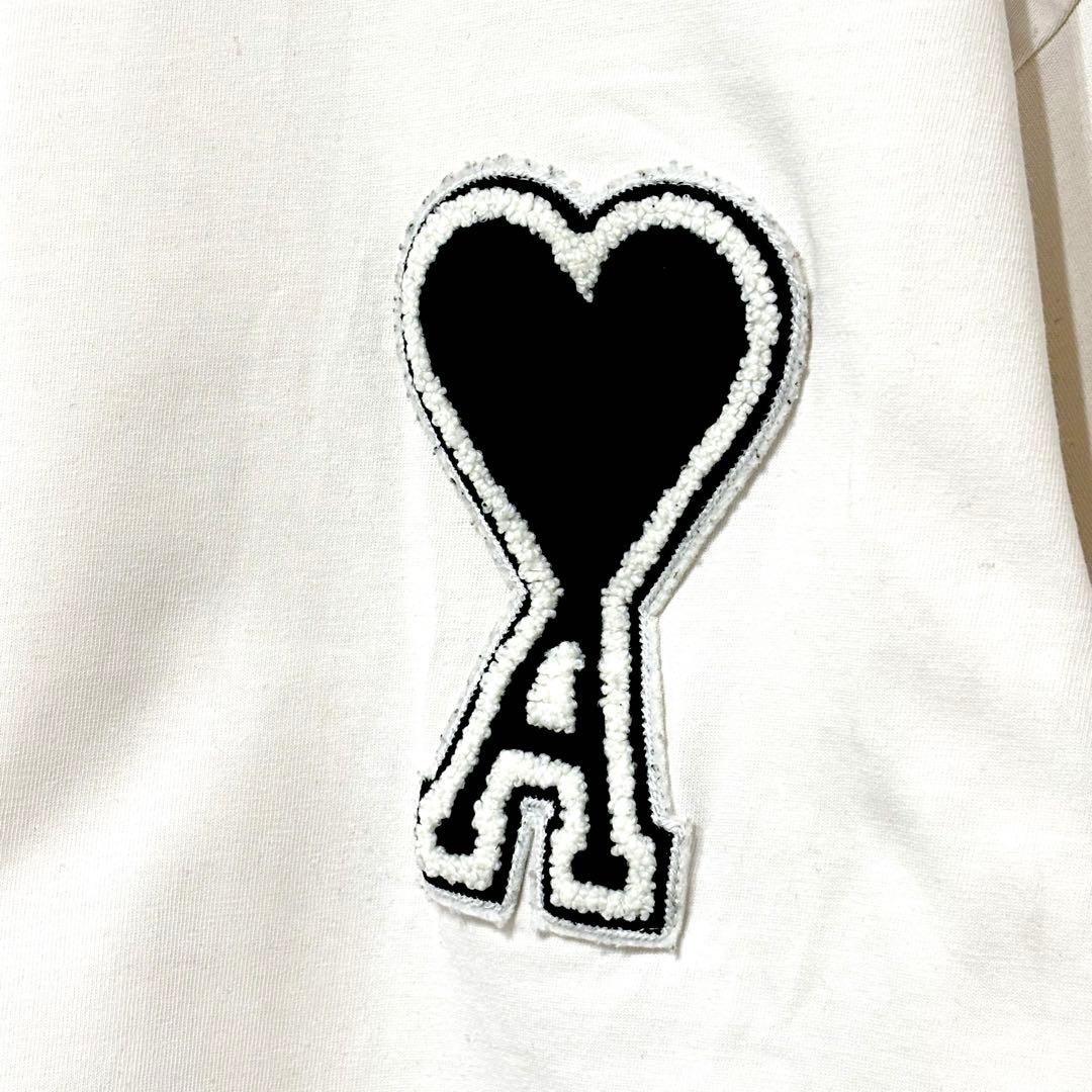 AMI PARIS　Tシャツ　ホワイト　ロゴ　ワッペン　アミパリス　アミパリ