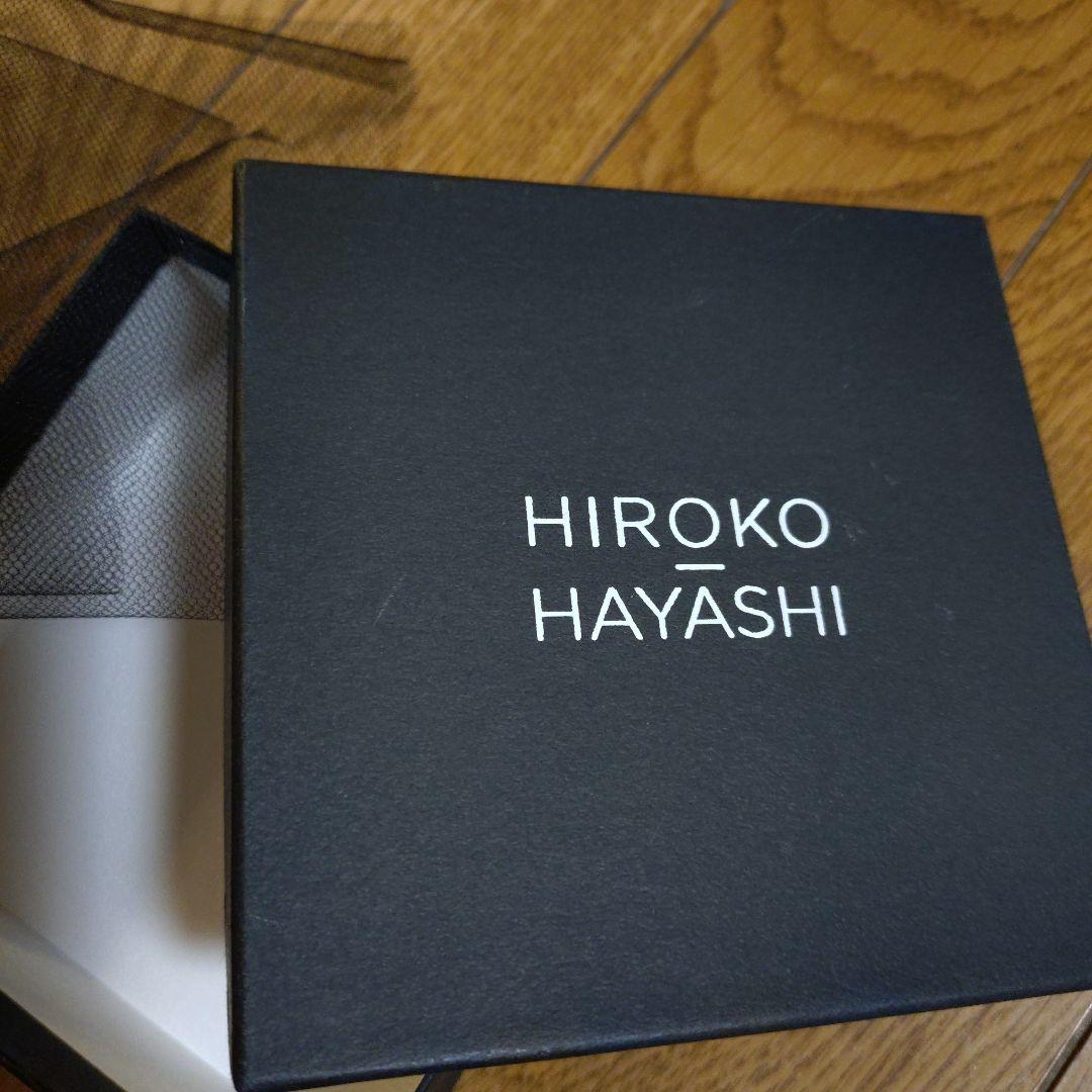 mom　HIROKO HAYASHI 二つ折り財布 ゴールド系　バレリーナ