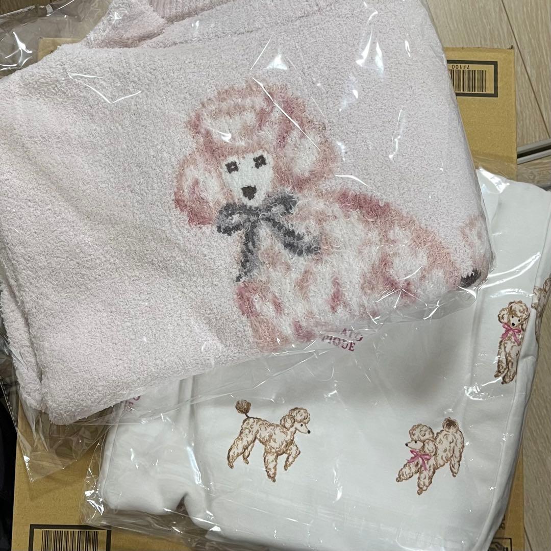 新品 プードルジャガードプルオーバー プードル柄ロングパンツ 上下セット