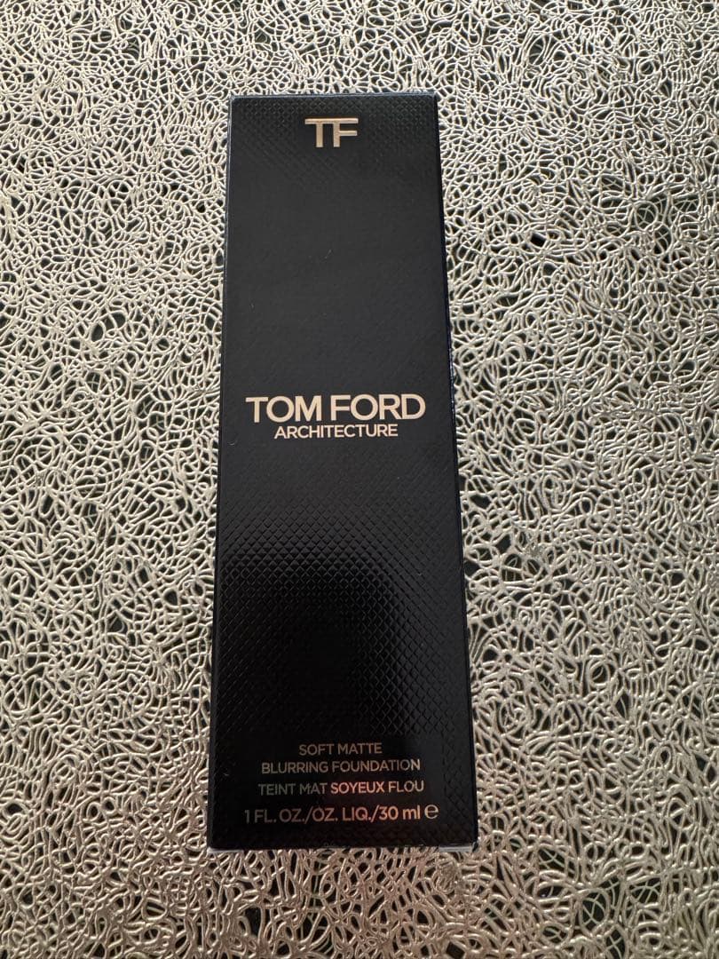 新品⭐︎TOM FORD ソフトマットブラーリングファンデーション　0.1カメオ