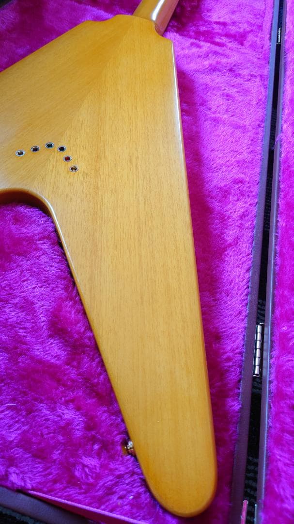 Epiphone ：1958 Korina Flying V