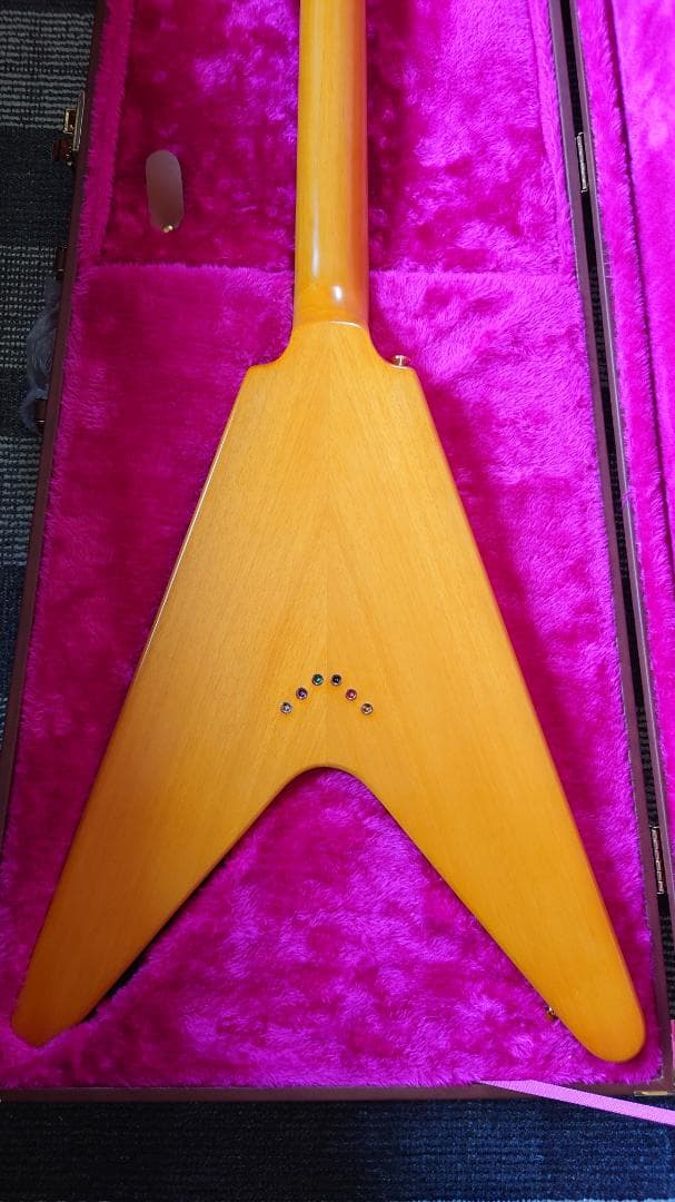 Epiphone ：1958 Korina Flying V
