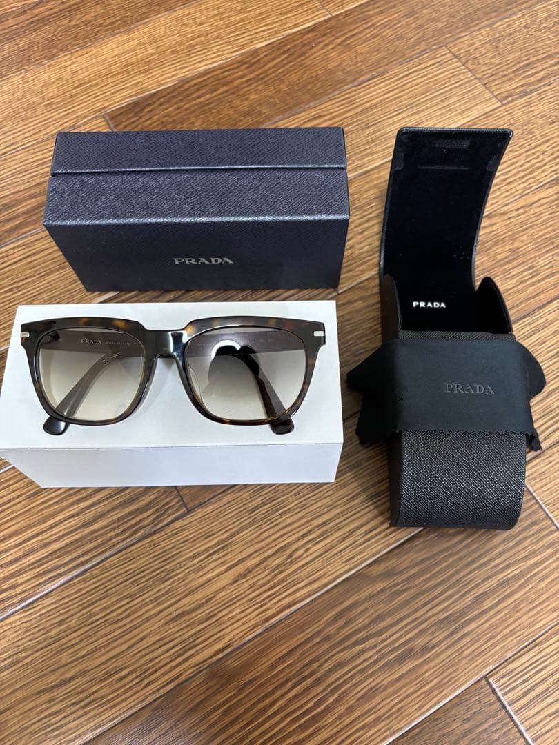PRADA【プラダ】サングラス　アジアンフィット
