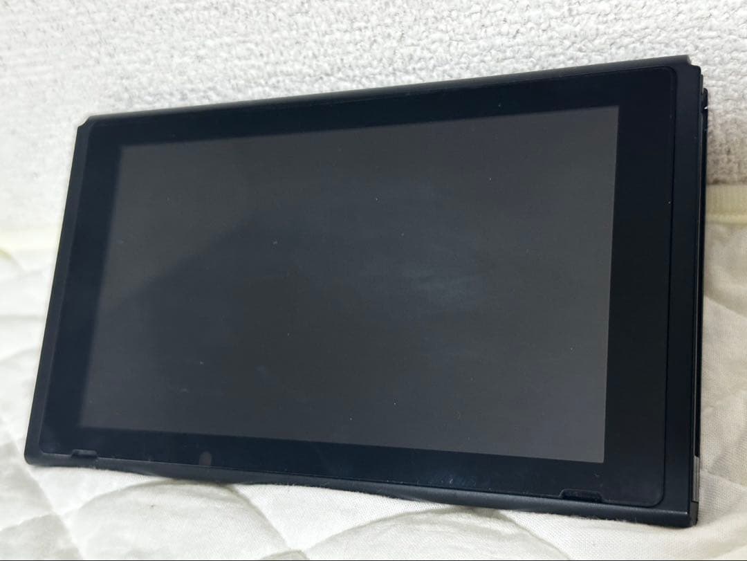 ニンテンドースイッチ　本体　SDカードセット(Joy-Con欠品)