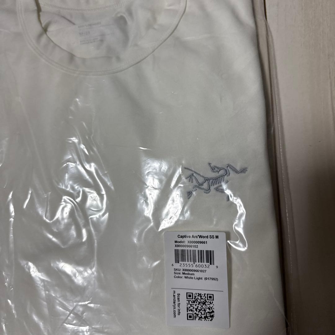 【新品・希少】Arc'teryx ／Captive Arc'Word SS／白