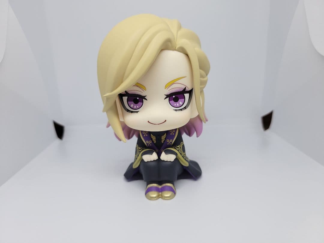 【箱 角凹み】るかっぷ　ツイステッドワンダーランド　ヴィル・シェーンハイト